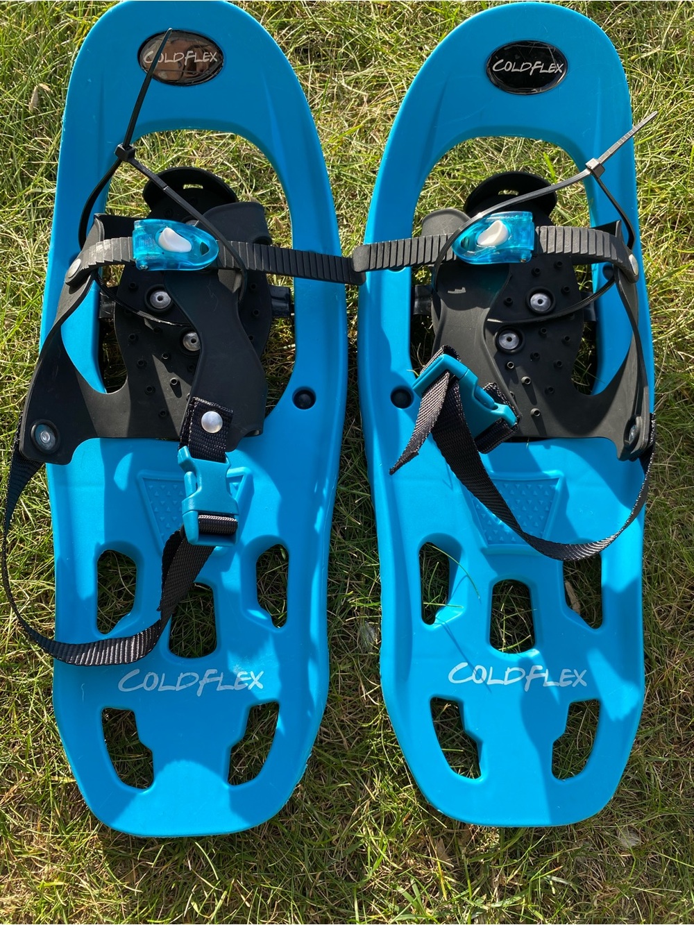 ColdFlex Blue Snowshoes with Carrying Bag - Youth